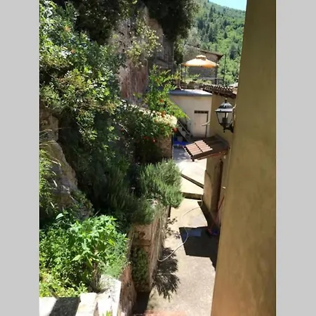 Casa vacanze Spoleto Lovely Rustic House In The Nature Paterno (Perugia)