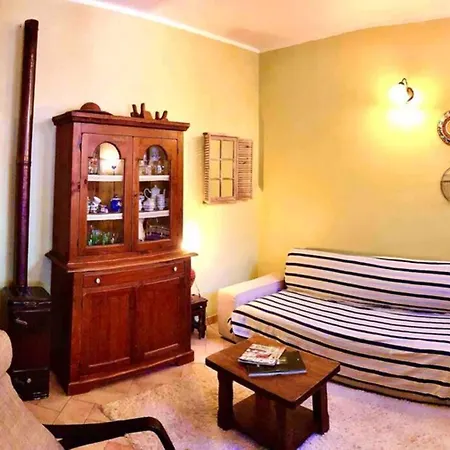 Spoleto Lovely Rustic House In The Nature Paterno (Perugia)